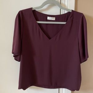 Aritzia Babaton short sleeve blouse